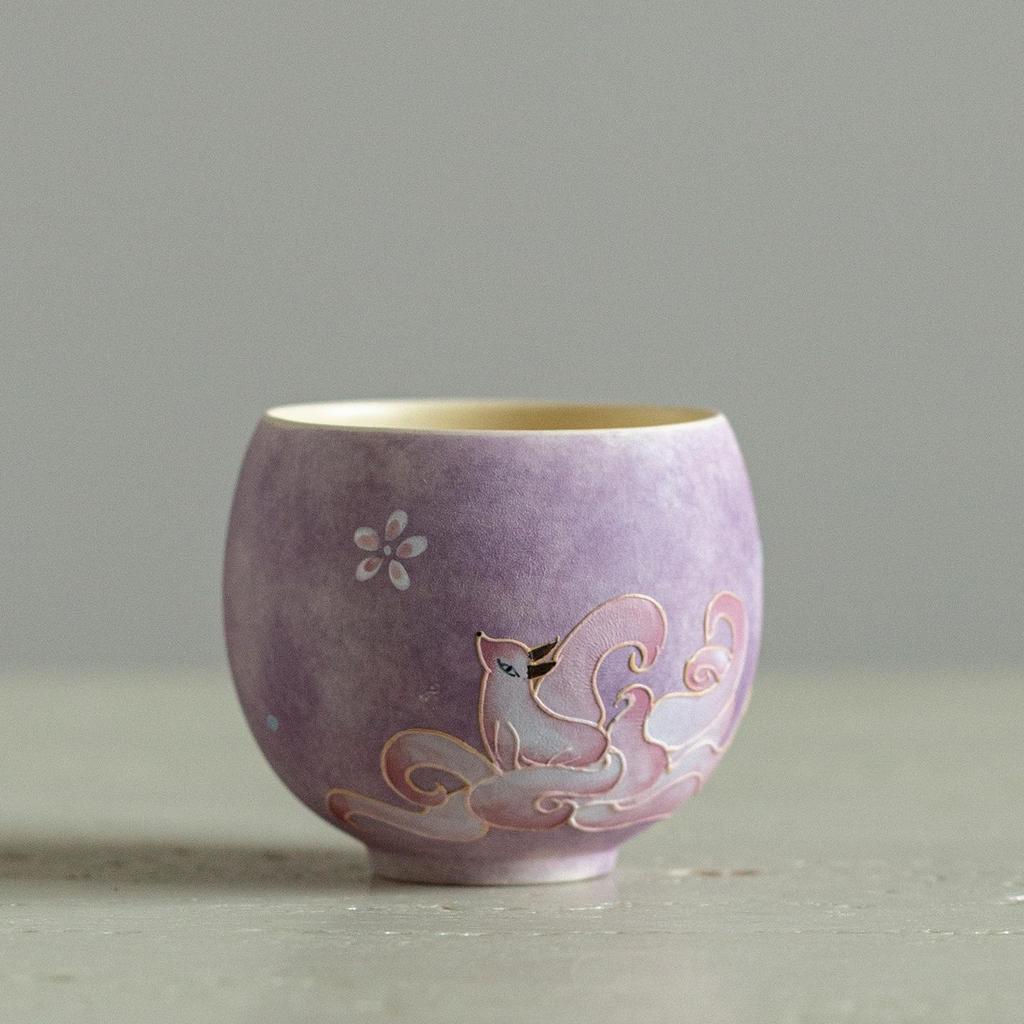 Hand-Painted Ceramic Spirit Fox Dragon Egg Tea Cup for Ladies - Single Gongfu Cup