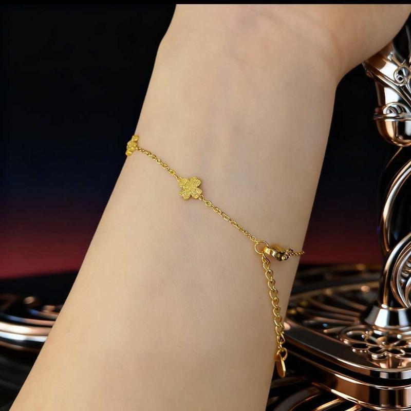 New Stainless Steel Five-flower Lucky Grass Small Plain Chain Bracelet Women's Light Luxury Versatile Jewelry