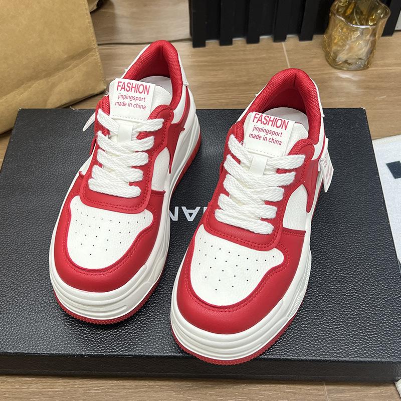 Little White Shoes with Thick Soles Women's 2024 Spring New Fashionable and Comfortable Board Shoes Sneakers Women