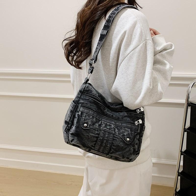 Casual Denim Crossbody Bag Women's Lightweight Commuter Shoulder Bag Fashionable New Style Versatile Korean Design