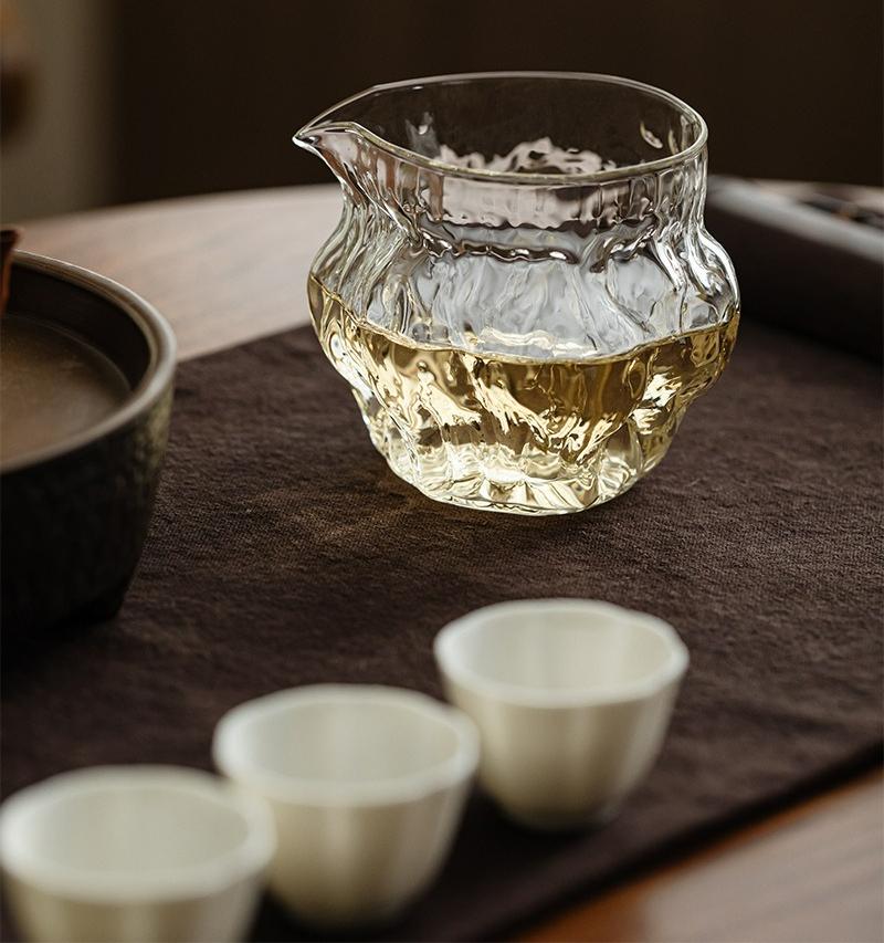 Japanese Style Glass Fair Cup Heat Resistant Kung Fu Chahai Creative Thickening Transparent Teacup Teaware Accessories 280ML