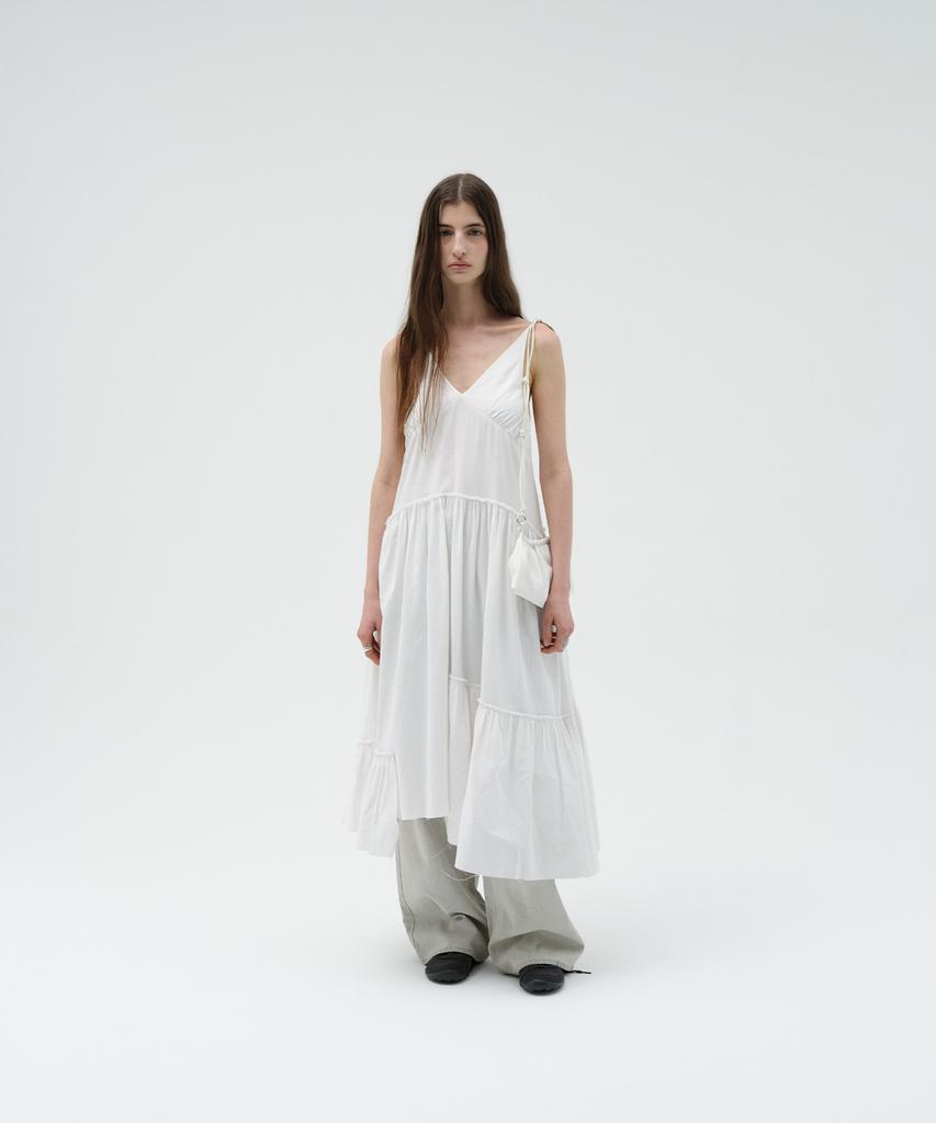 Loutaideu Sleeveless Shirring Dress [White]