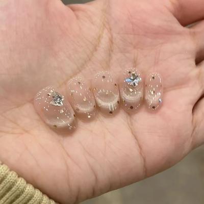 Reine Handarbeit Phototherapie Nagelkunst Hepburn Dinner Wear Nagel Fertigprodukt Wiederverwendeter Nagelkunst Patch Um Weiße zu Zeigen