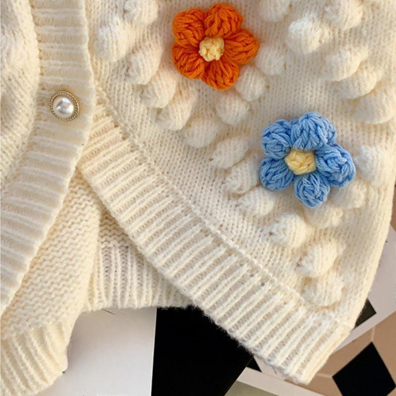 Women's Autumn Winter Flower Embroidery Knitted Cardigan Fashion Long Sleeves Contrast Color Sweater
