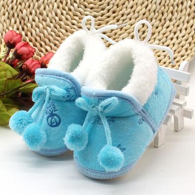 Zapatos de suela blanda antideslizantes para bebé, zapatos gruesos de felpa para niños pequeños