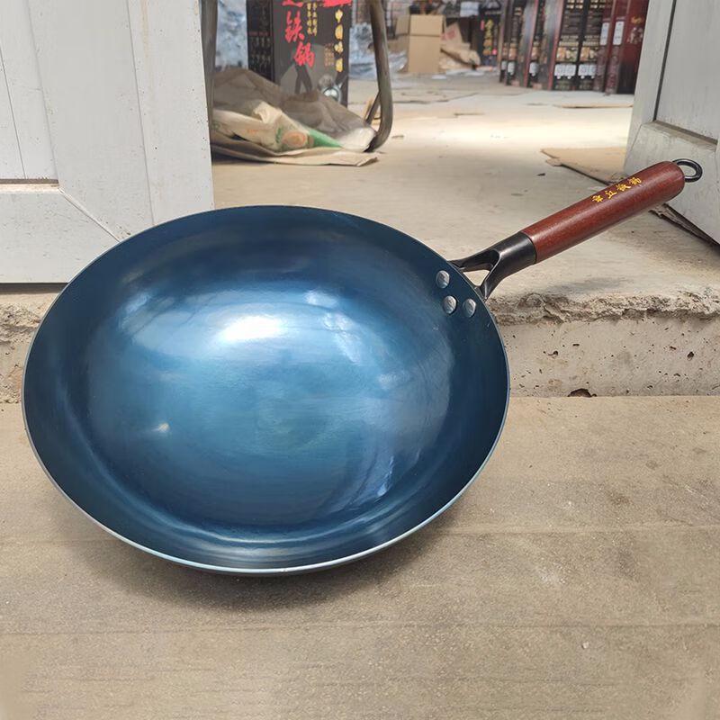 Ręcznie kuta żelazna patelnia wok z akcesoriami z Zhangqiu