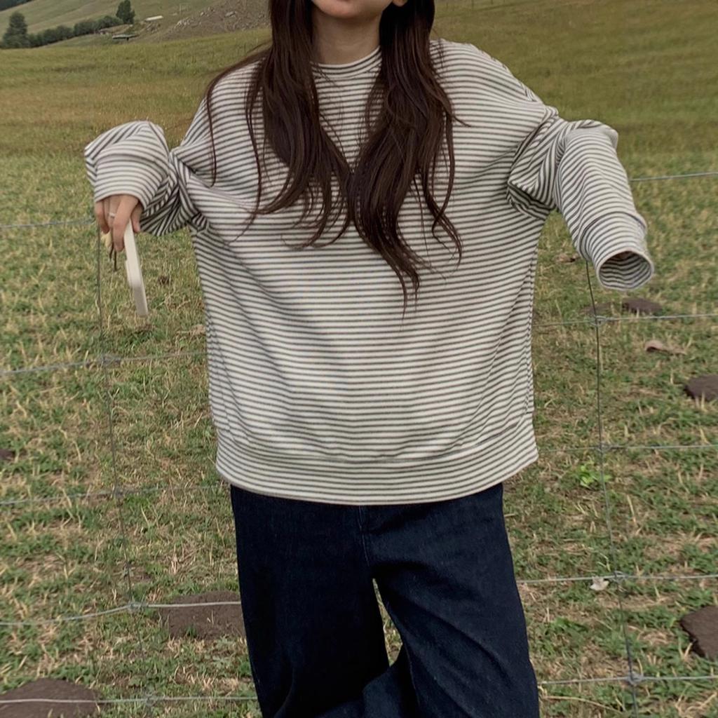 Ins Super Fire Striped Long-sleeved T-shirt Women's Spring and Autumn New Loose Korean Version Lazy Top Inside and Outside Bottoming Shirt