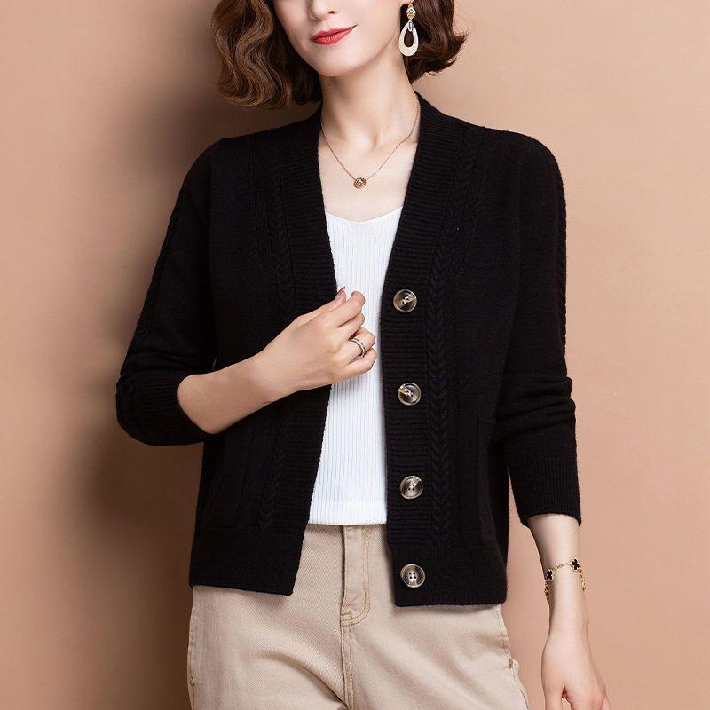 

Faionable V-Ne Color Knitted Woolen Coat Women s Loose Large Size Camere Sweater Cardigan Autumn Winter XXXXXL чорний