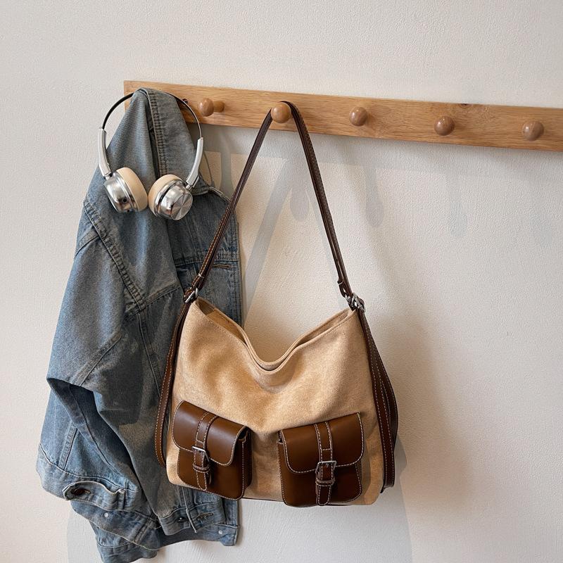 

Вместительный женский рюкзак для通勤 (коммутирующий) на осень и зиму, новый, в стиле ретро, модный, высококлассная сумка через плечо