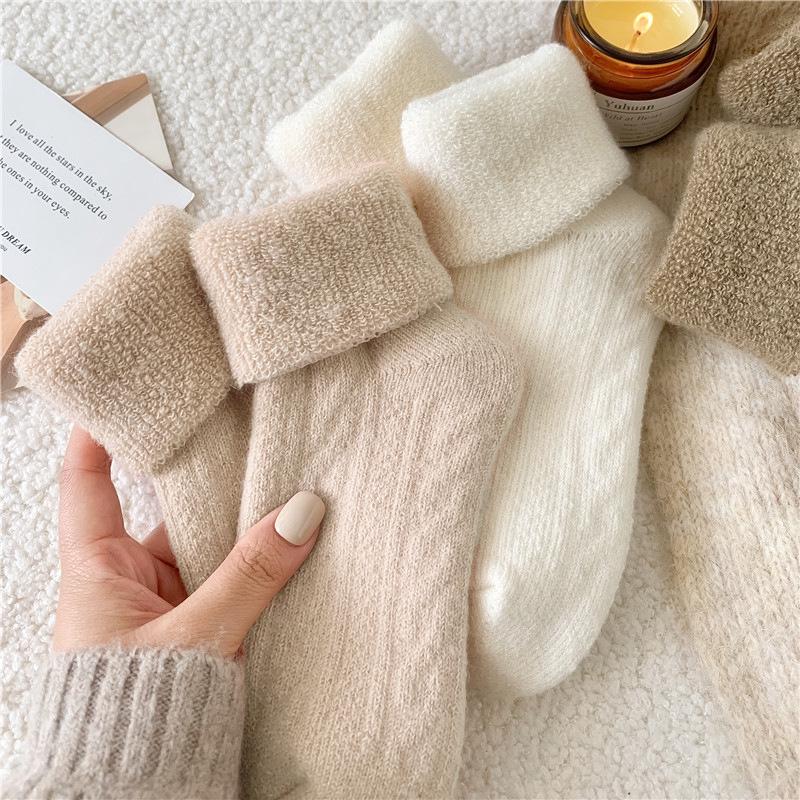 Women's Warm Fleece-Lined Mid-Calf Terry Socks for Autumn/Winter, Pure Color