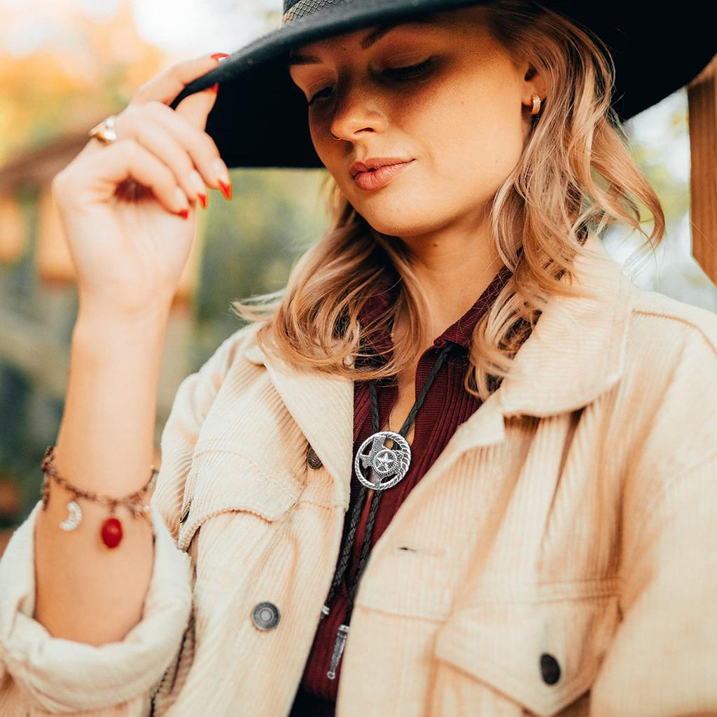 [Yzbeutf] Vintage Bolo Tie for Men and Women, Texas Map Star Tie, Western Bolo Tie, Black Leather, Cowboy, Cowgirl (Silver Map)