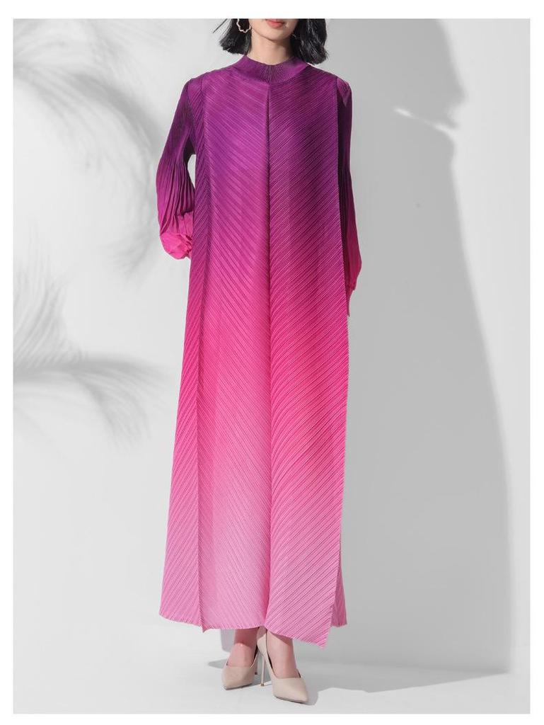 Middle Eastern Style Women's Gradient Robe Dress, Semi-High Neck, Plus Size, High-End Bud Skirt.