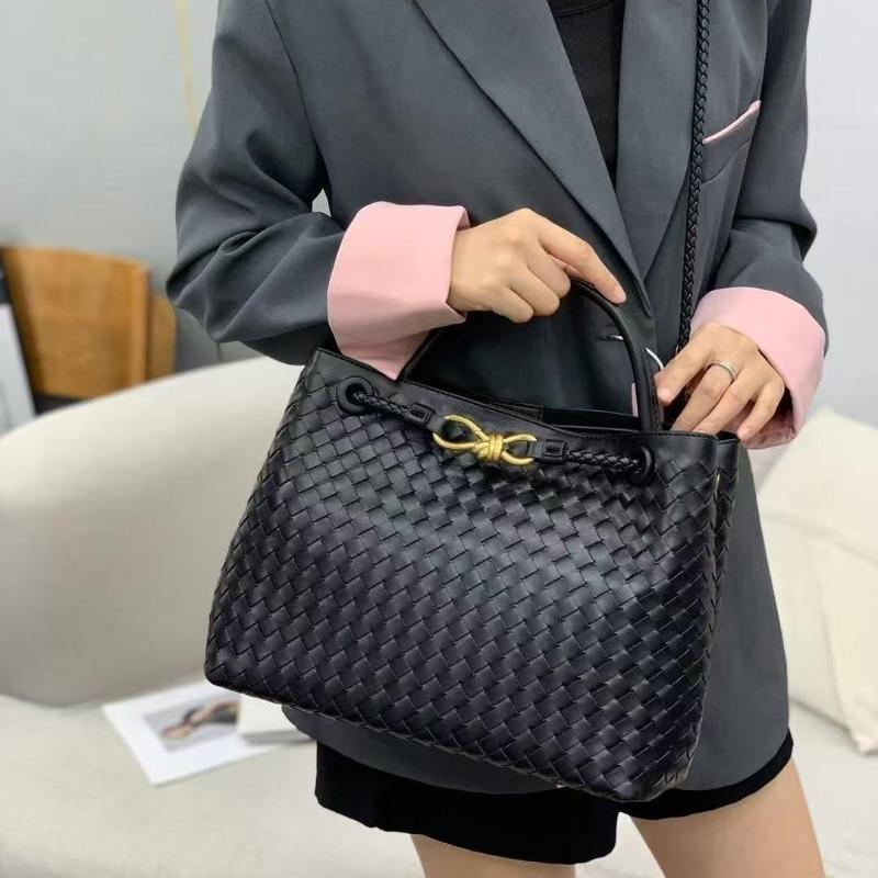 Nieuwe handgeweven tas grote capaciteit tote handtas modetrend veelzijdige enkele schouder messenger casual dames tas