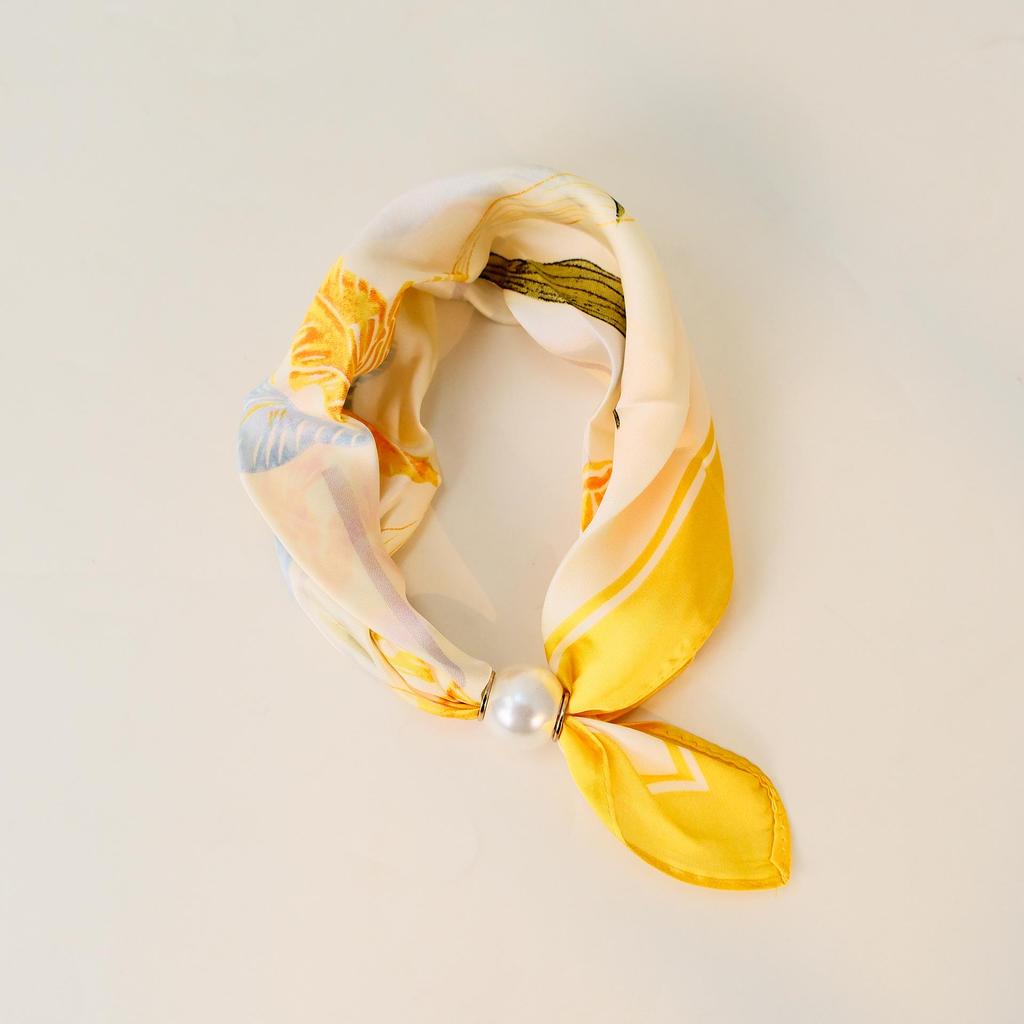 Elegante Sciarpa di Seta Magnetica con Fiori di Cashmere a Pois