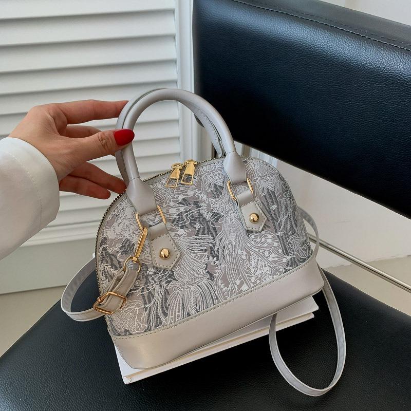 Today's fashion and simple handbags, summer women's gentle temperament, shoulder messenger bag, shell bag tide