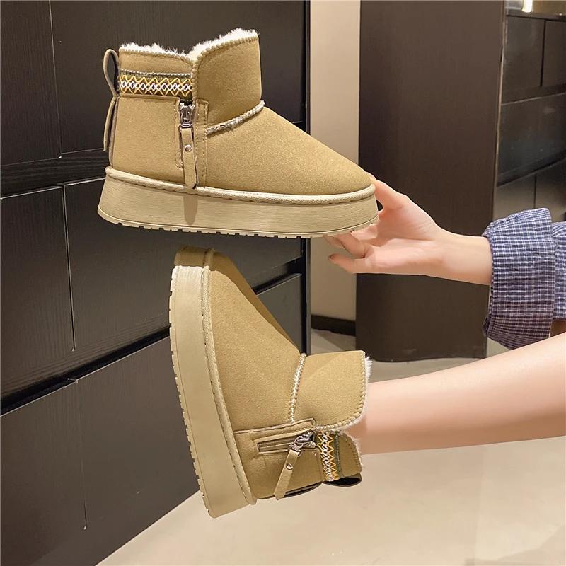 Fashion Snow Boots Women's 2025 New Winter Velvet Thickened European Station Platform Inner Heightened Cotton Shoes