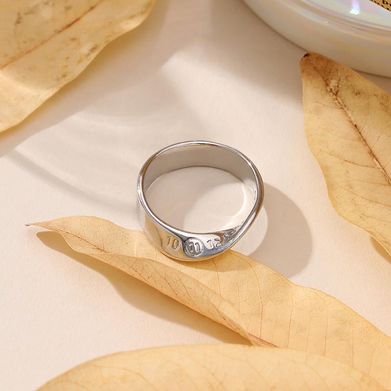 Mobius Ring Wholesale Personality Old Vintage Ring Ring