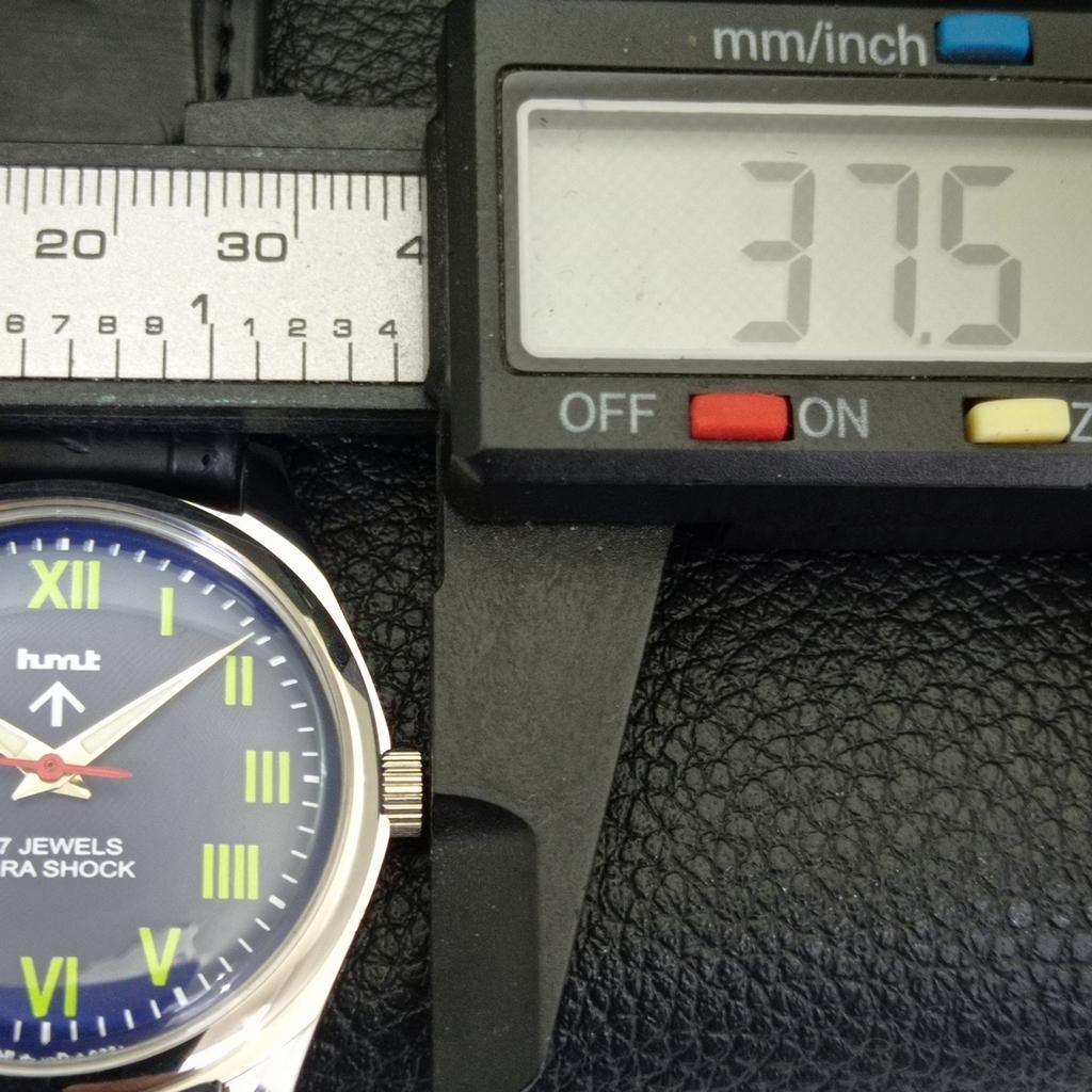 HMT HAND-WINDING VINTAGE INDIAN MENS BLUE COLOR DIAL WATCH A441012-4