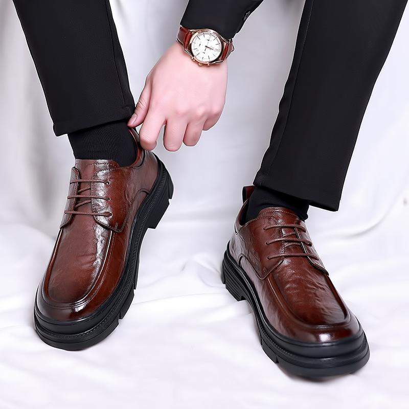 Fashion Men Dress Shoes lace up oxfords Patent Leather Luxury Fashion Groom Wedding Shoes Men outdoor italian style Oxford Shoes men