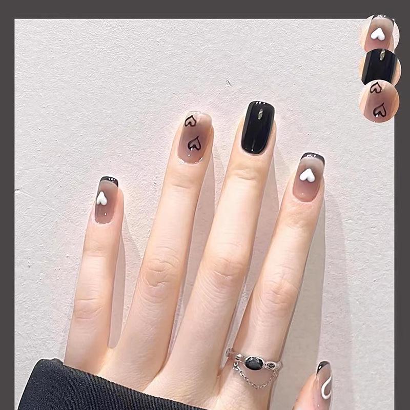 Xiaohongshu Douyin French Style Heart-Shaped Black Press-On Whitening Nails
