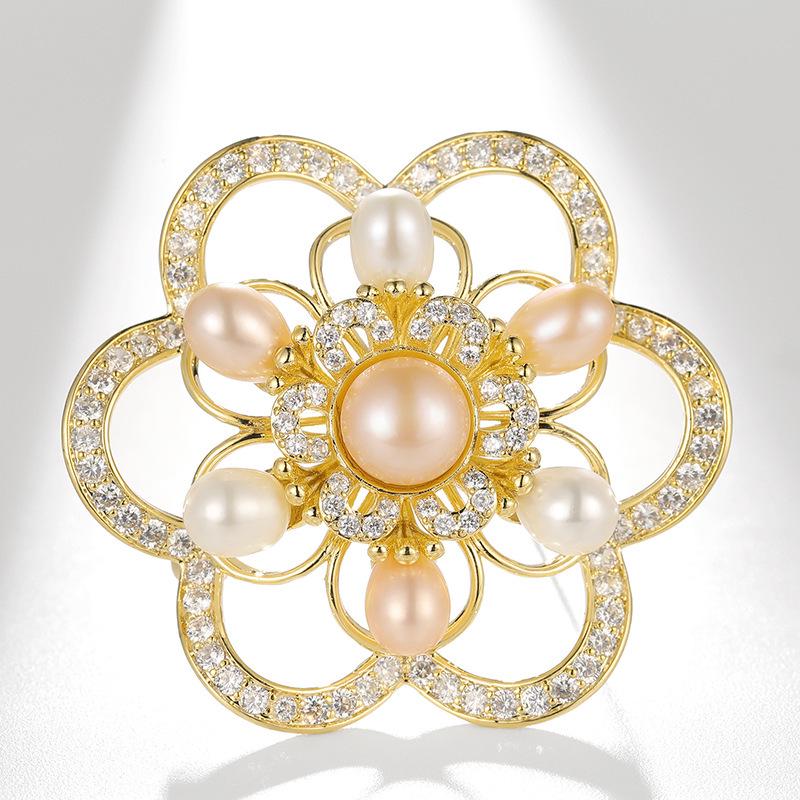 Bo Xin Yun Luxury Camellia Brooch with Zircon and Natural Pearl