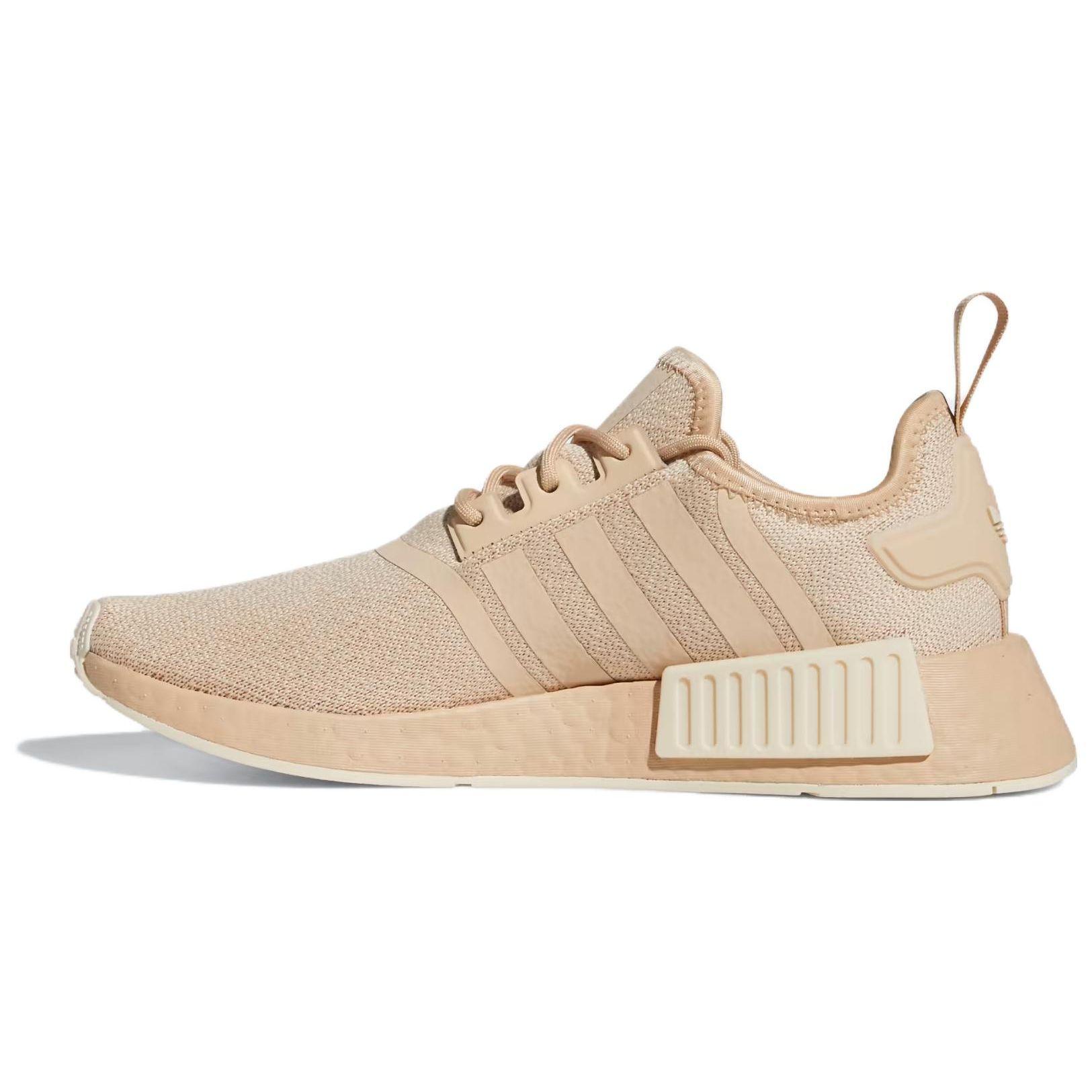 

Adidas NMD_R1 Magic Beige женские кроссовки коричневые цвета экрю HQ8605 38⅔