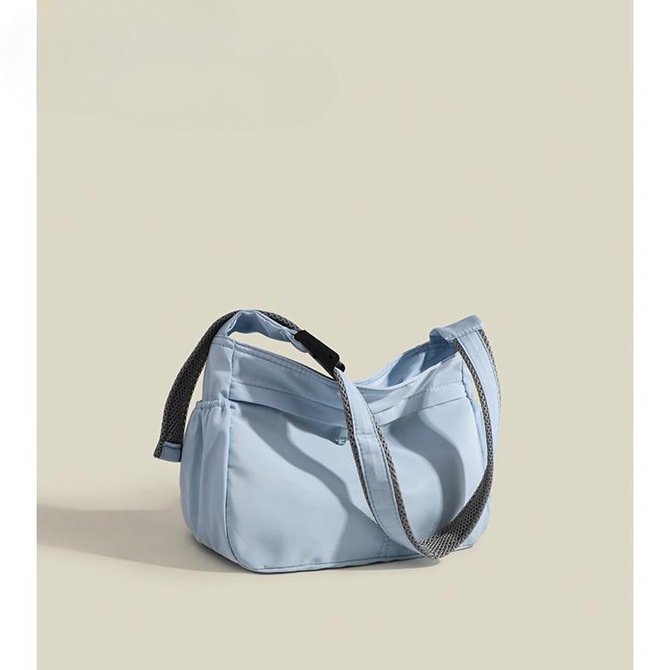 IELGY large-capacity leisure bag, waterproof and wear-resistant Oxford cloth shoulder bag commuter oblique span bag, Korean version leisure nylon bag