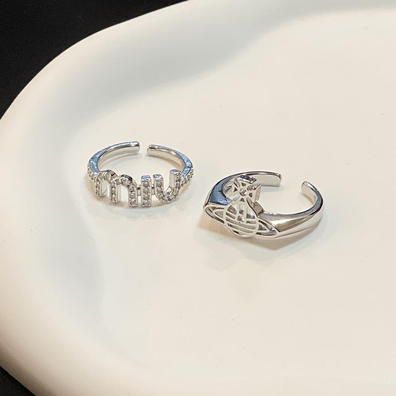 Niche Design Flash Diamond Saturn Letter Ring Light Luxury High Sense Index Finger Open Ring Personality Fashion