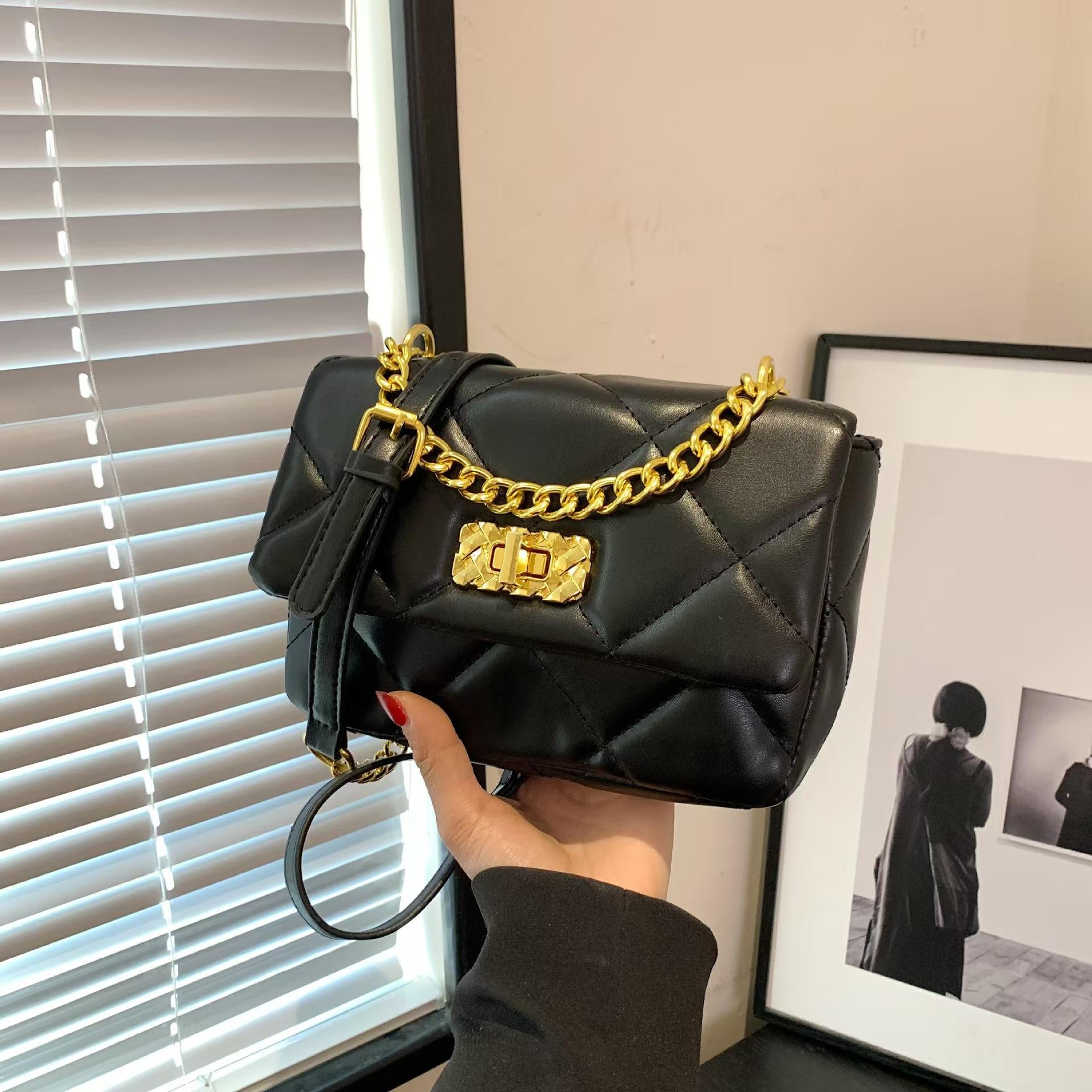 

Женская сумка Xiaoxiangfeng Rhombus Chain с вышивкой нитью, женская модная маленькая квадратная сумка через плечо чёрный