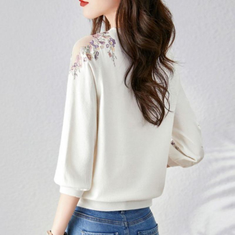 Seven Sleeve Lace Knit Top Autumn Women Fresh Floral Slim Round Neck Pullover Elegant