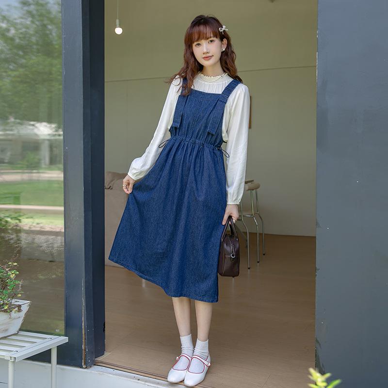 

Весна новый без рукавов на бретелях однотонный милый колледж литературный платикодон кулиска на талии джинсовое платье L темно-синий