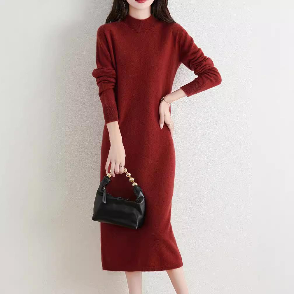 

Women s Wool Long Pullover: Red Semi-High Neck, Over-the-Knee, Loose Fit, Long Sleeve Sweater for Autumn/Winter. S
