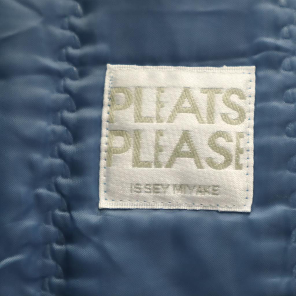 PLEATS PLEASE ISSEY MIYAKE. Made In Japan Batting Coat Blue Women Used