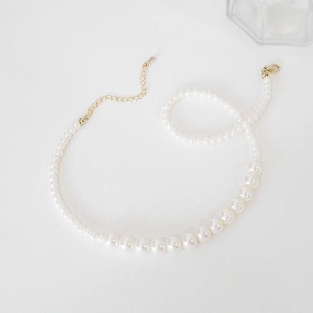 [MUST-HAVE FALL ITEMS] 8mm Glass Pearl Necklace OTN221C11PYI