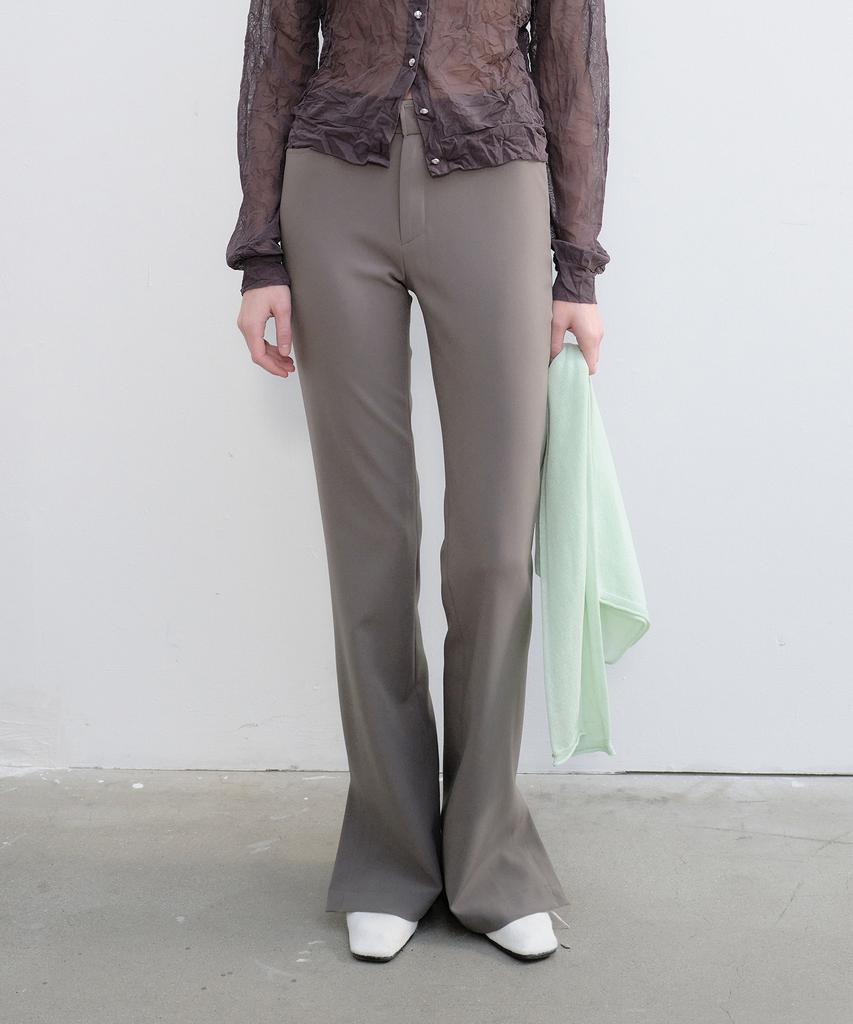 Yunse Sleek Flare Pants (Khaki Brown)