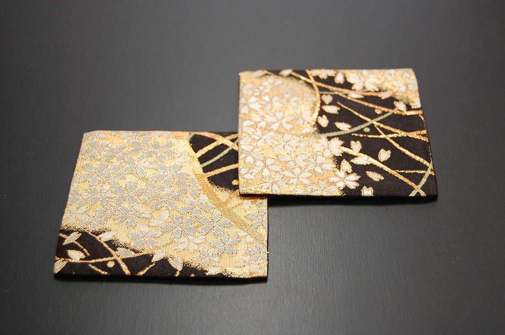 Set of 2 Japanese-style Brocade Kimono Coasters (Miyabi)