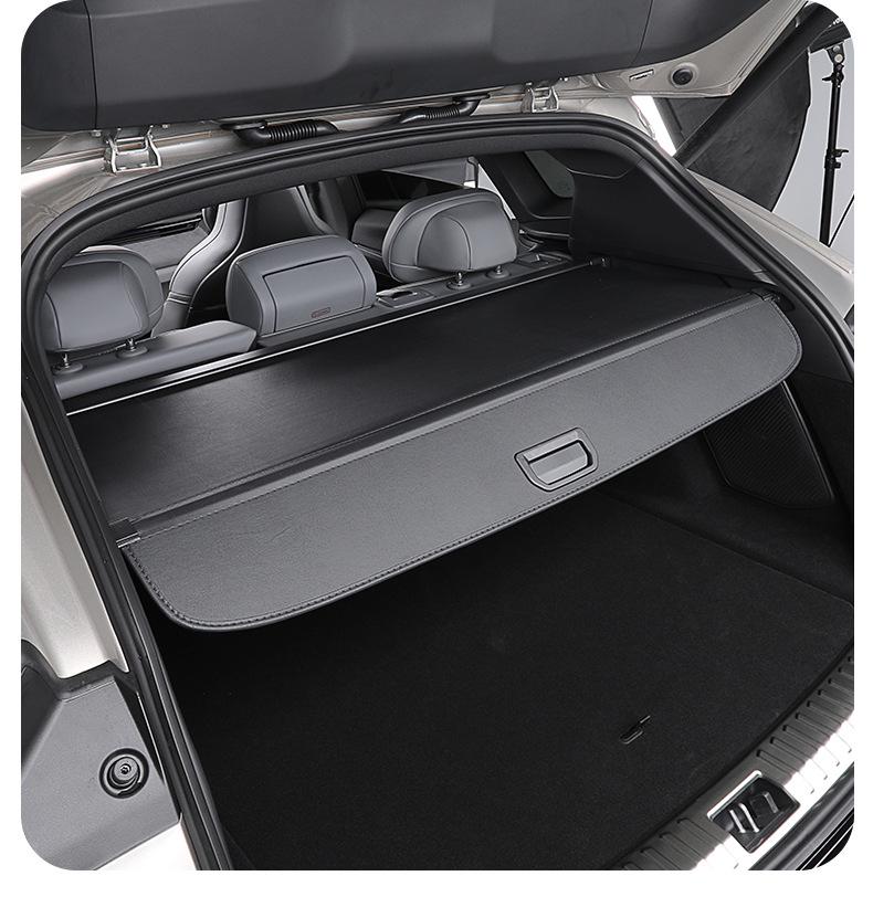 Lynk & Co 08 Rear Retractable Trunk Cover for Modified Partition