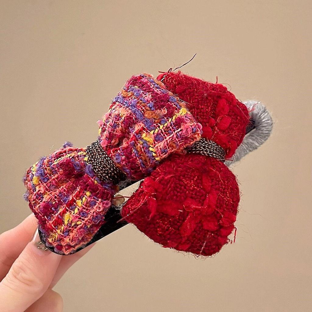 Retro Bow Hair Clip: Versatile Flocking Duckbill for Autumn/Winter