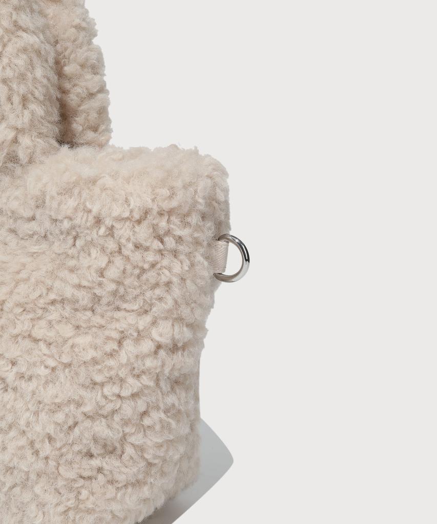 Covernat Woman Clover Heart Fluffy Tote Bag Ivory