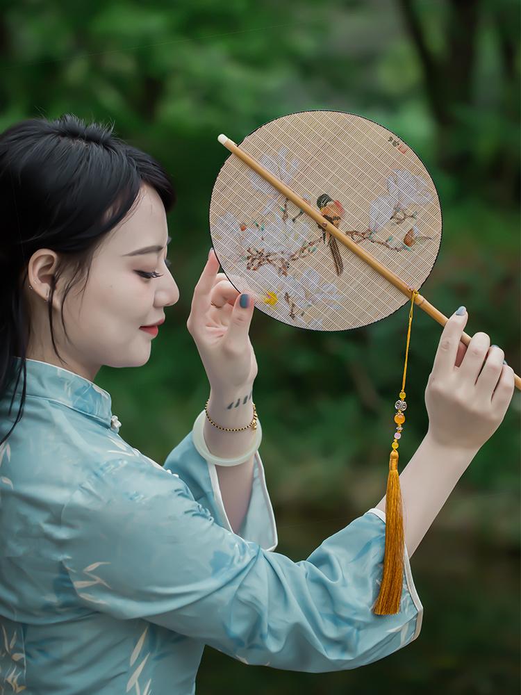 Vintage Folding Bamboo Fan Handmade Non Heritage Song Style Tassel Waist Fan Portable Dance Fan