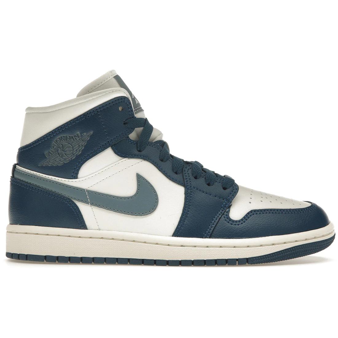 

Sneaker Jordan 1 Mid French Blue (Women s)(BQ6472-414) 36