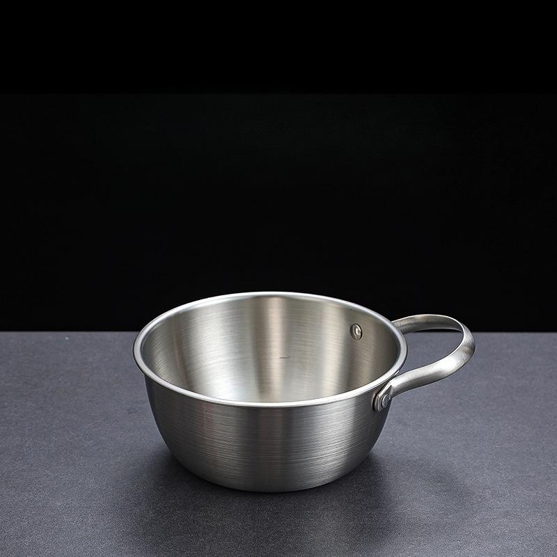 

Stainless Steel Salad Mixing Bowls with Handle Non-Slip Bottom Egg Beater Flour Basin Tableware Food Container Kitchen Utensils