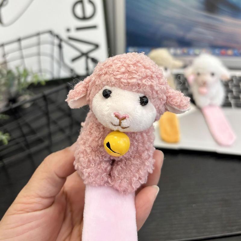 Cute Sheep Plush Lamb Slap Bracelet Lovely Sheep Wristband Party Wrist Decoration Daily Wear For 2027 New Year Gifts Kids Toys