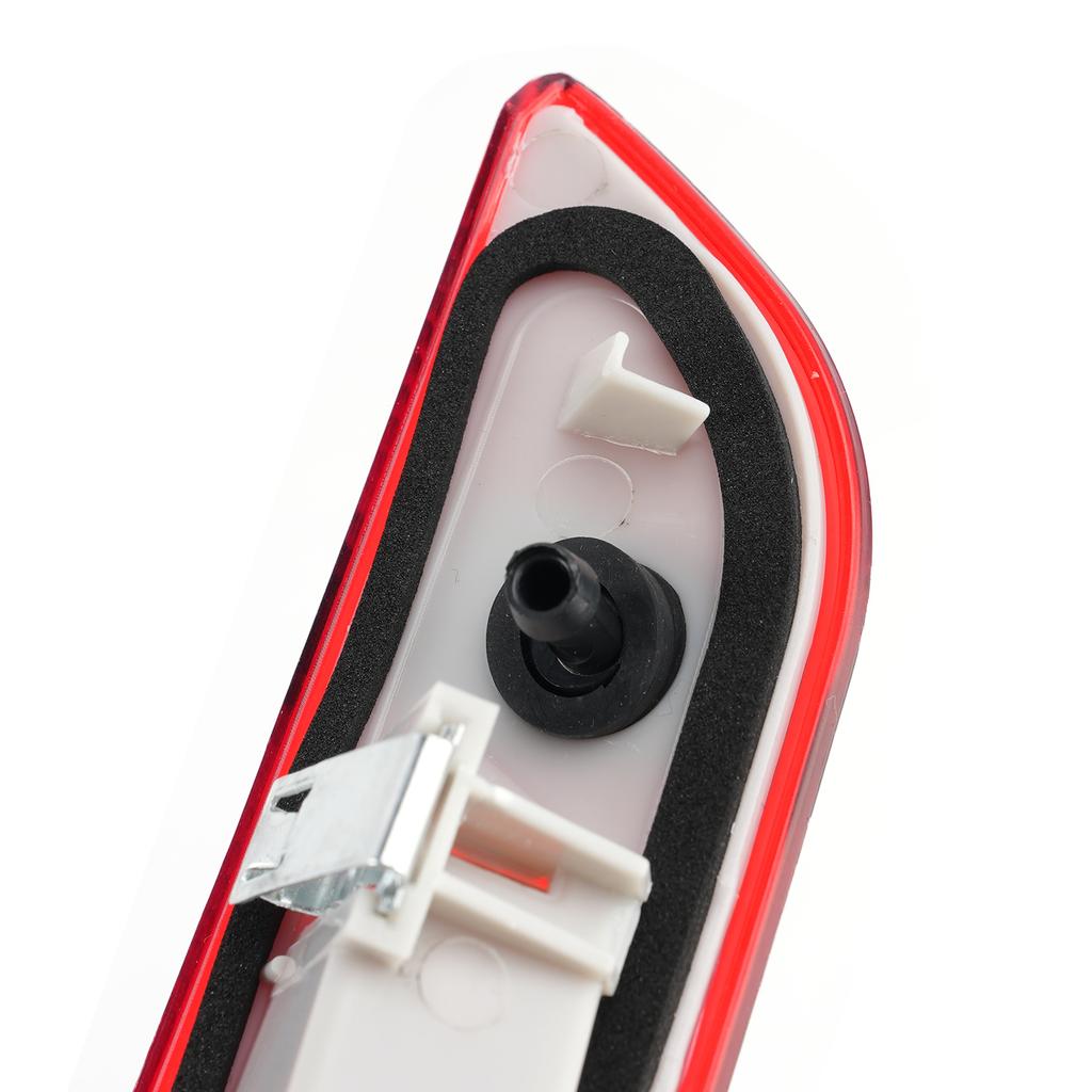 Rear High-Level Brake Light 1363489 For Ford Fiesta Mk6 5 Door 2005-2008 Red