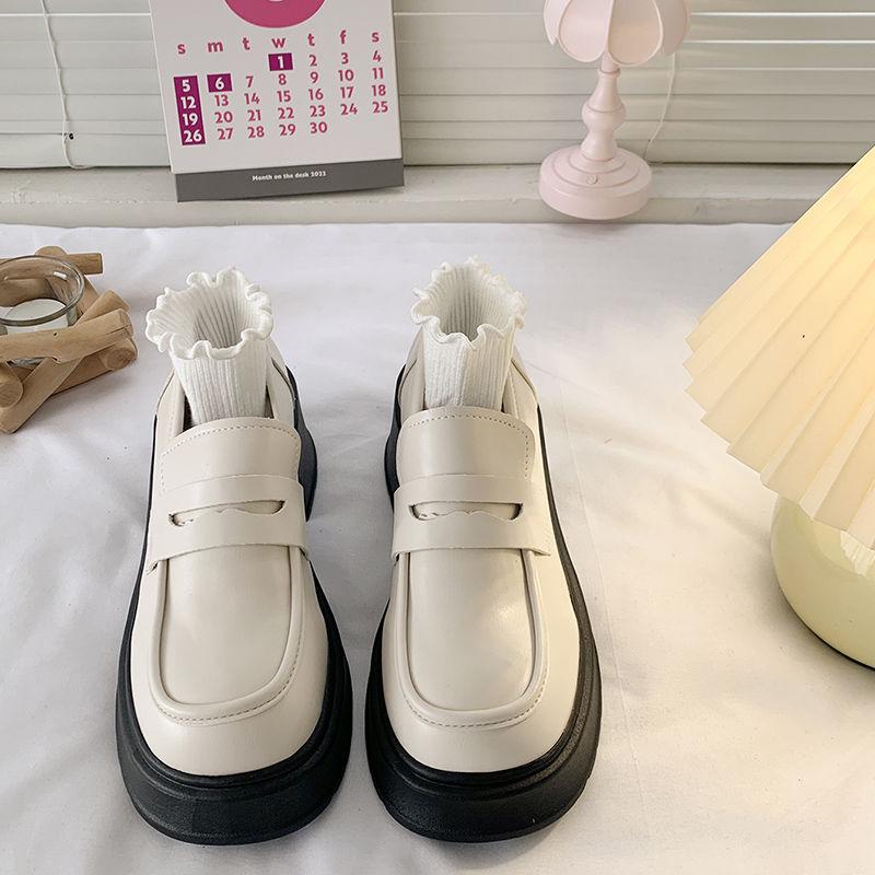 2026 New Plus Size Chunky Heel British Retro Mary Jane Loafers Retro Height Increasing Women s Loafers for Everyday Wear 34