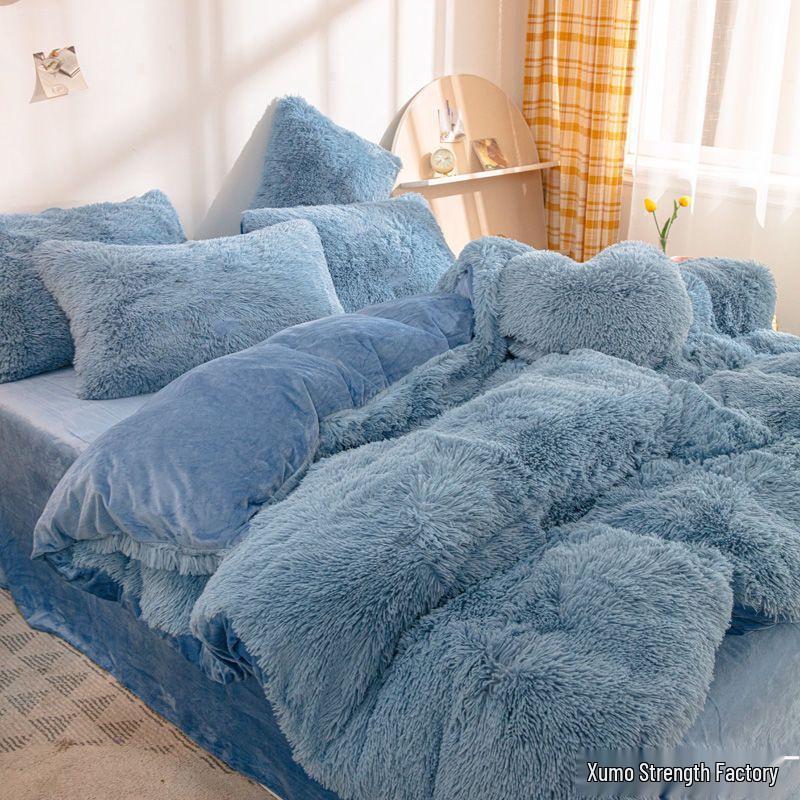Luxurious Mink Velvet Four-Piece Winter Bedding Set - Warm Crystal Velvet Duvet and Bed Sheets 150*200cm Three-piece