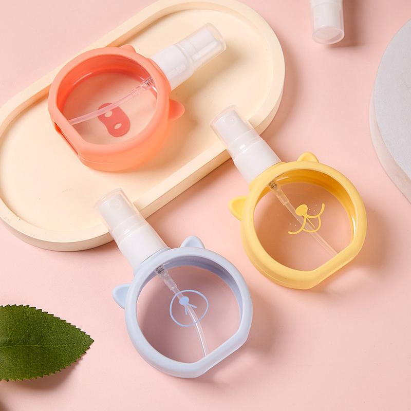 55ml Refillable Spray Bottle with Cartoon Cat Silicone Cover Fine Mist Sprayer for Alcohol Disinfectant Perfume and Makeup