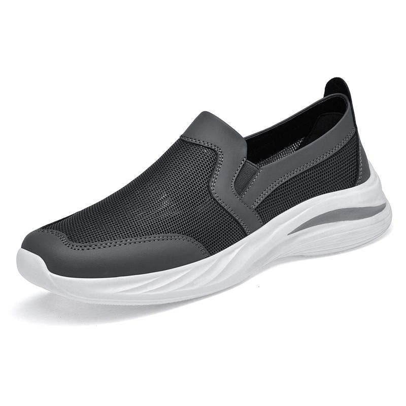 Breathable Men Casual Shoes Lightweight Outdoor Male Walking Shoes Anti-slip Men's Mesh Sneakers Slip On Flats Soft Male Loafers