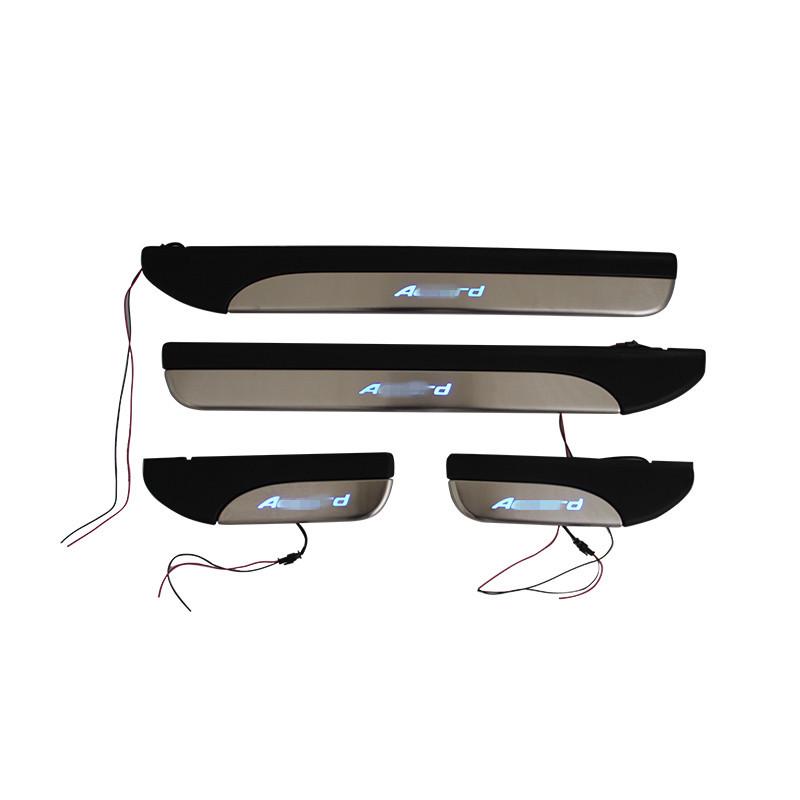 

Светодиодные накладки на пороги для Accord 9-го поколения 2014-2015 годов Custom Fit