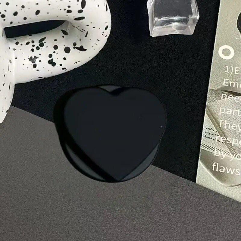 Heart-Shaped MagSafe Silicone Phone Holder - Retractable & Strong Magnet
